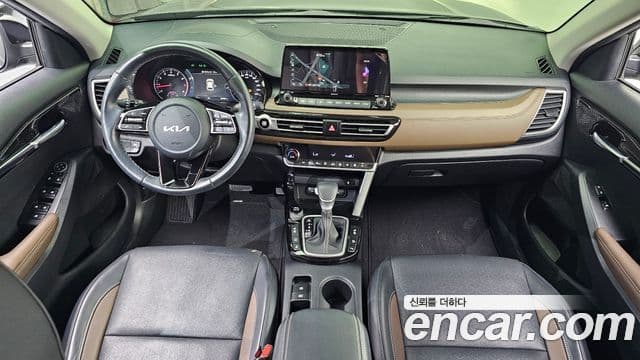 Kia Seltos 2022 — ფოტო 7/20