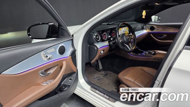Mercedes-Benz E-Class 2020 — Şəkil 10/20