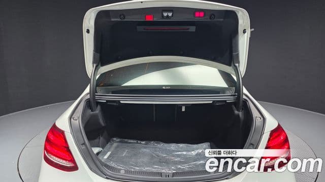Mercedes-Benz E-Class 2020 — Şəkil 20/20