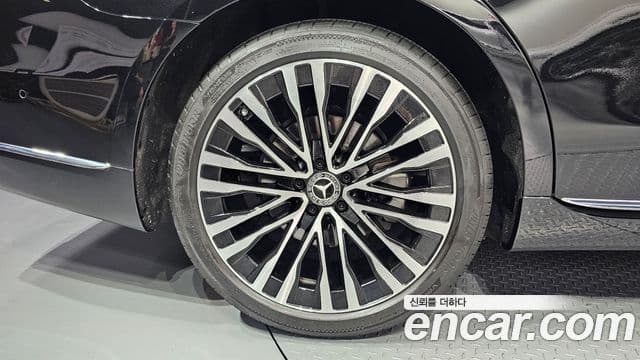 Mercedes-Benz S-Class 2022 — ფოტო 5/20