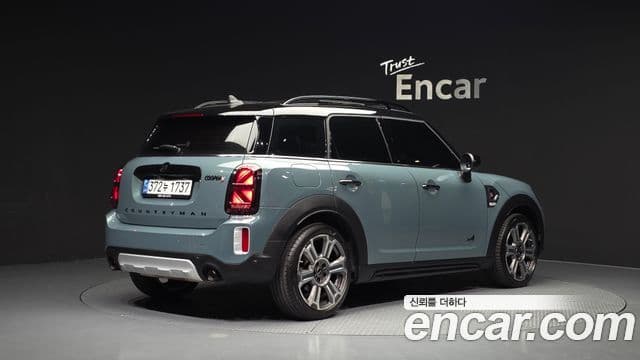Mini Cooper S Countryman 2023 — фото 2 из 20
