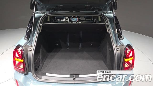 Mini Cooper S Countryman 2023 — ფოტო 20/20
