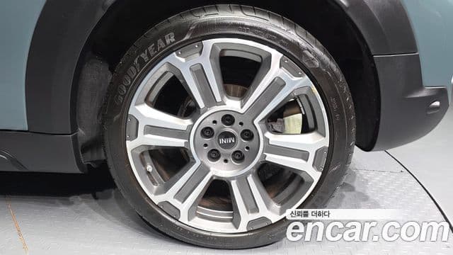 Mini Cooper S Countryman 2023 — Photo 18/32