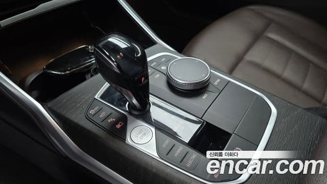 BMW 3 Series 2020 — Şəkil 9/20