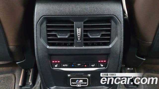 BMW 3 Series 2020 — ფოტო 18/20