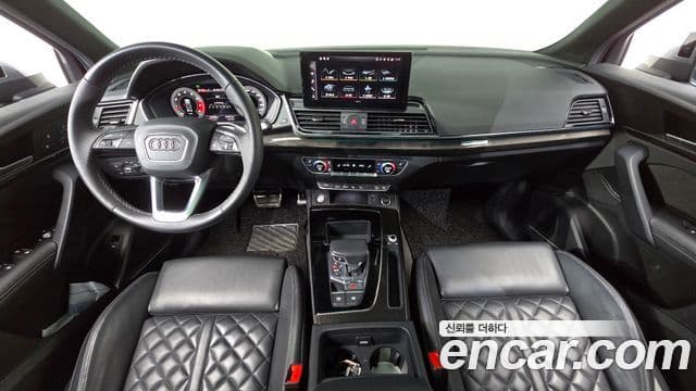 Audi SQ5 2022 — ფოტო 13/20