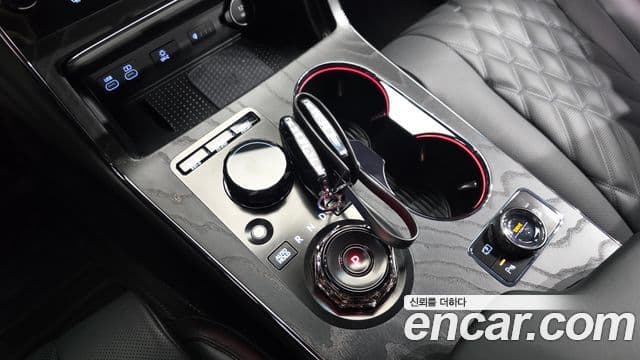 Genesis GV80 2025 — фото 9 из 20