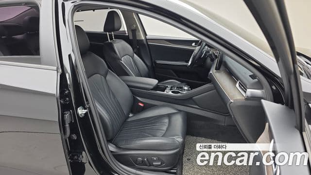 Kia K5 2020 — фото 11 из 20