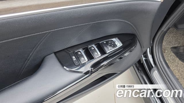 Kia K5 2020 — фото 17 из 20