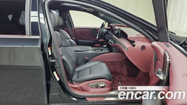 Lexus LS500h 2023 — Photo 29/35