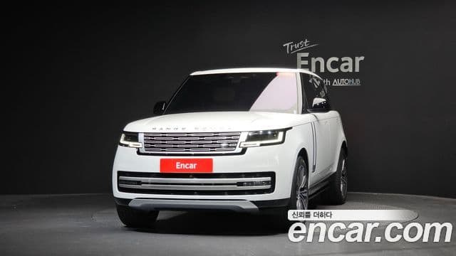 Land Rover Range Rover 2023 — Photo 16/35