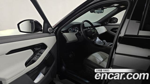 Land Rover Range Rover Evoque 2025 — ფოტო 8/20
