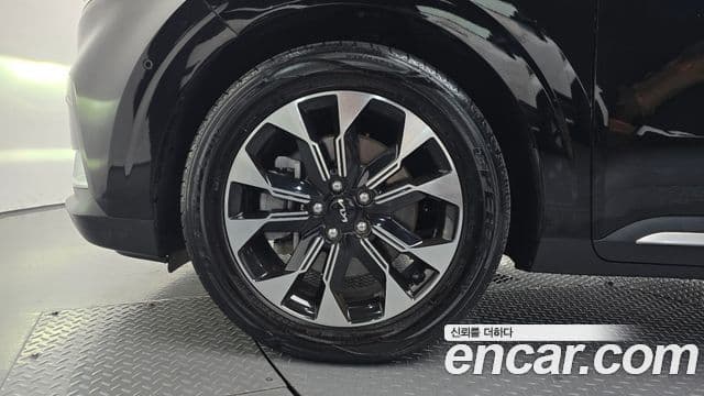 Kia Carnival 2023 — Şəkil 5/20