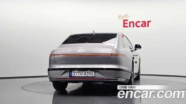 Hyundai Grandeur 2025 — ფოტო 4/20