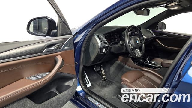 BMW X4 2023 — Şəkil 9/20