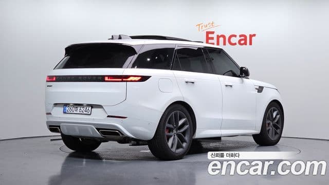 Land Rover Range Rover Sport 2025 — ფოტო 2/20