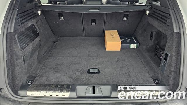 Land Rover Range Rover Sport 2025 — ფოტო 19/20