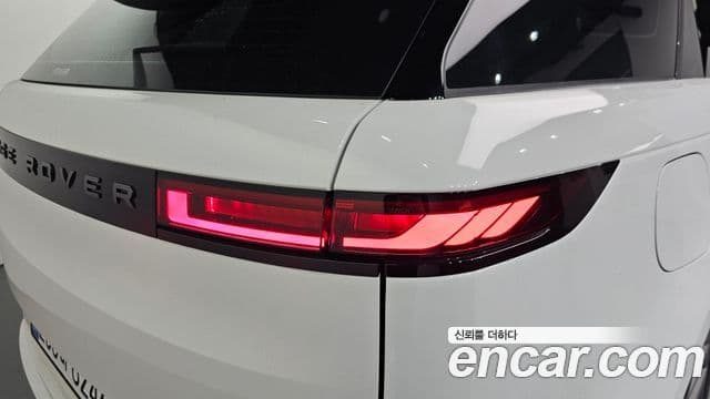 Land Rover Range Rover Sport 2025 — Photo 9/33