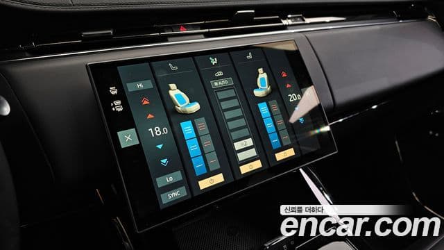 Land Rover Range Rover Sport 2025 — Photo 28/33