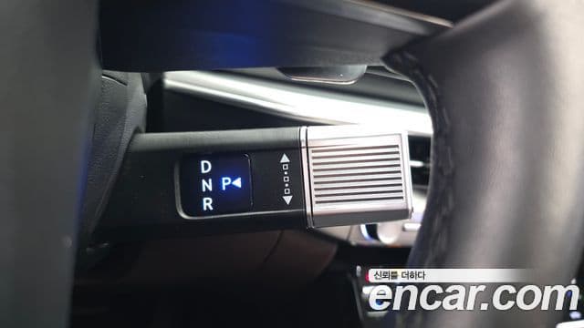 Hyundai Grandeur 2023 — ფოტო 9/20
