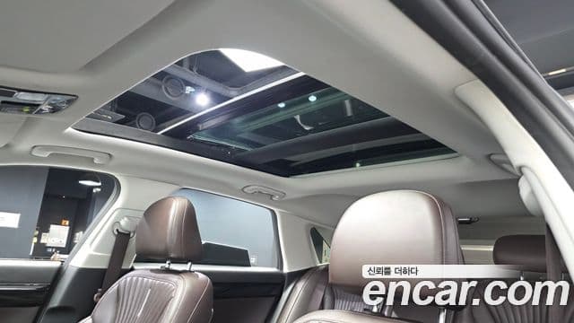 Hyundai Grandeur 2023 — ფოტო 16/20