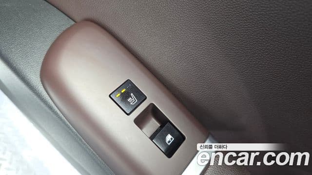 Hyundai Grandeur Hybrid 2023 — Photo 17/33