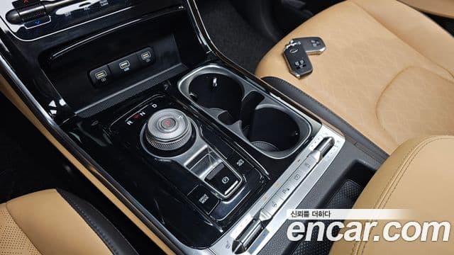 Kia Carnival 2021 — Фото 9/20