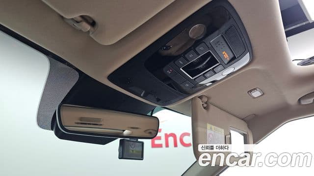 Kia Carnival 2021 — Фото 20/20