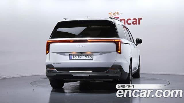 Kia Carnival 2024 — ფოტო 4/20
