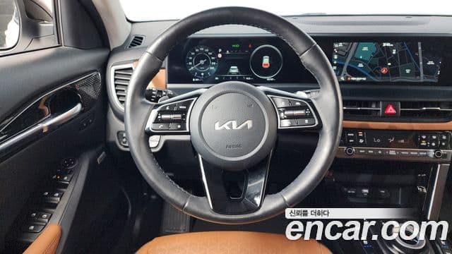 Kia Seltos 2022 — ფოტო 13/20