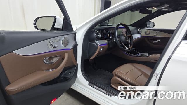 Mercedes-Benz E-Class 2021 — Şəkil 10/20