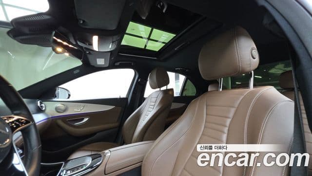 Mercedes-Benz E-Class 2021 — Şəkil 18/20