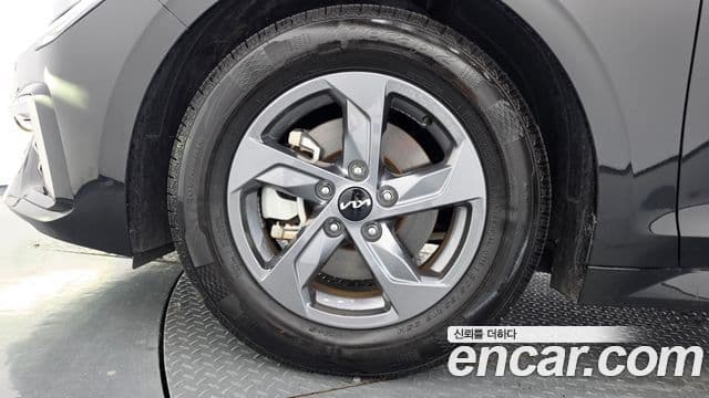 Kia K5 2024 — ფოტო 5/20