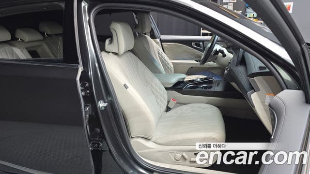 Kia K8 2022 — Şəkil 12/20