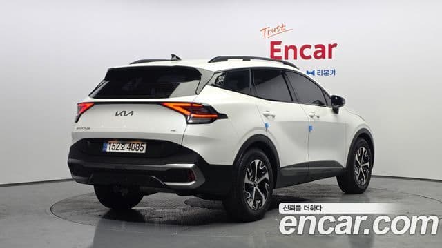 Kia Sportage 2022 — ფოტო 2/20