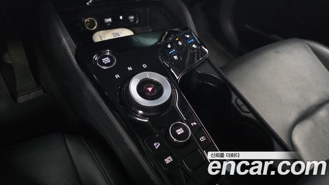 Kia Sportage 2022 — ფოტო 9/20