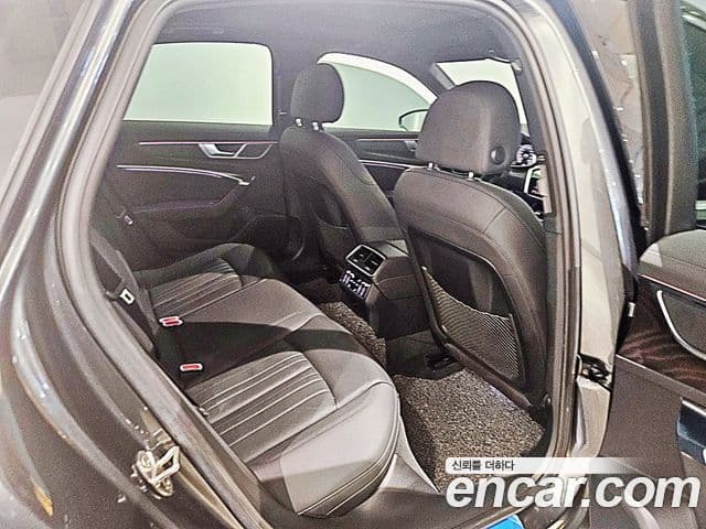 Audi A6 2021 — ფოტო 9/18