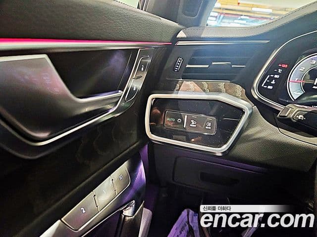 Audi A6 2021 — ფოტო 15/18