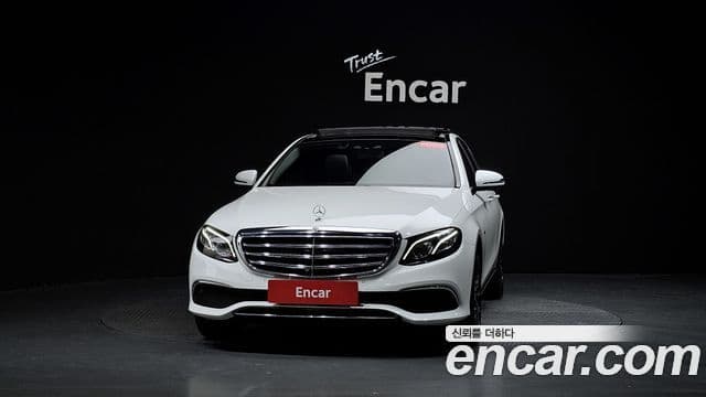 Mercedes-Benz E-Class 2019 — ფოტო 3/20
