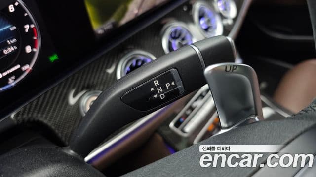 Mercedes-Benz E-Class 2019 — ფოტო 9/20