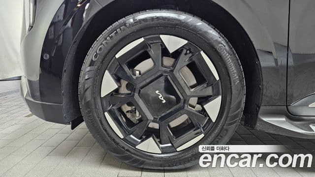 Kia Carnival 2024 — Şəkil 5/20