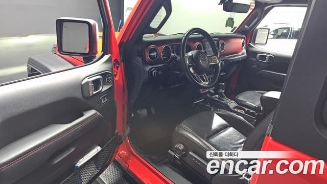 Jeep Wrangler 2020 — Photo 5/20