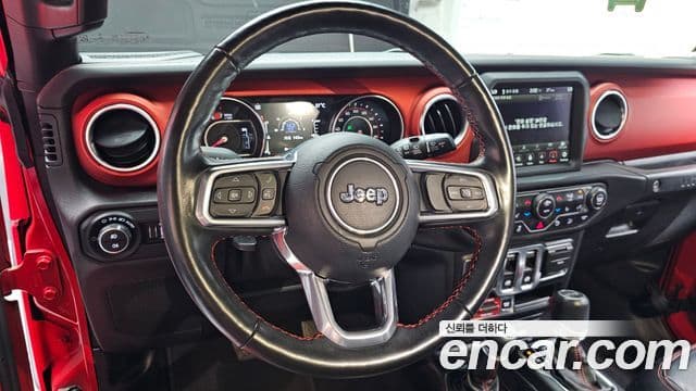 Jeep Wrangler 2020 — Photo 8/20