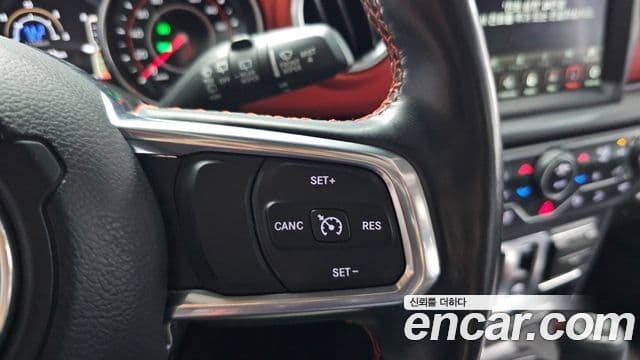 Jeep Wrangler 2020 — Photo 6/20