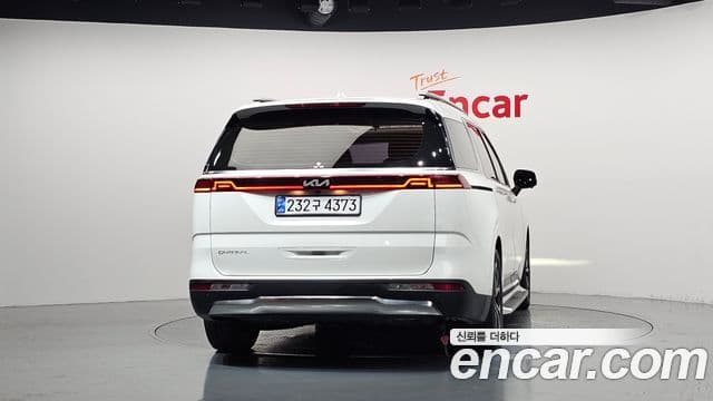 Kia Carnival 2022 — Фото 4/20
