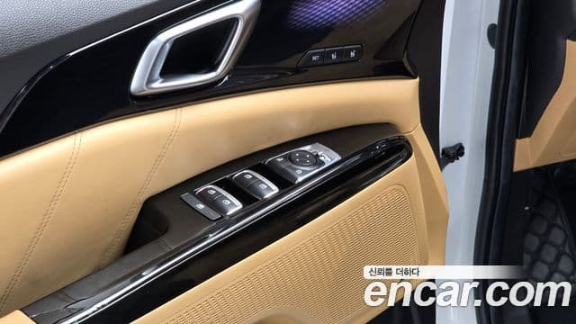 Kia Carnival 2022 — Фото 16/20