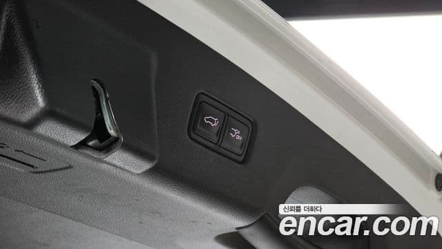 Kia Carnival 2022 — Фото 20/20