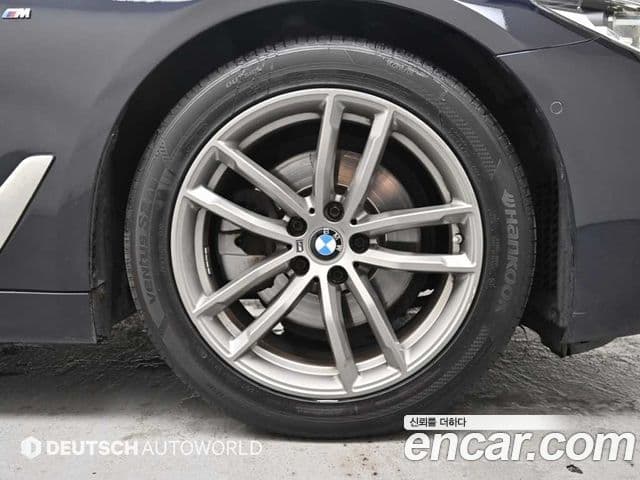 BMW 5 Series 2018 — Şəkil 4/20