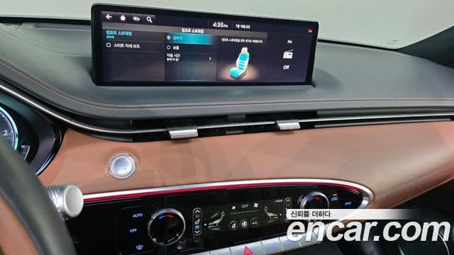 Genesis GV70 2021 — фото 15 из 20