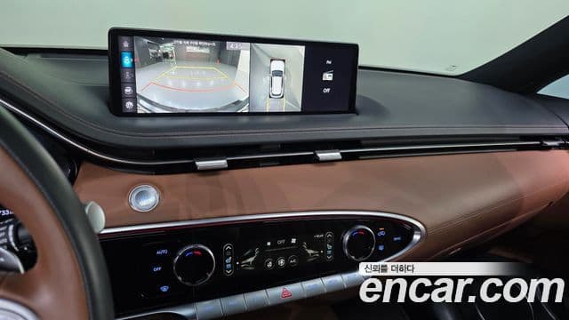 Genesis GV70 2021 — фото 18 из 20